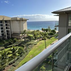 Maui Resort Rentals - Ocean view from balcony