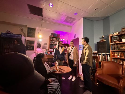 The Glendale Room by null