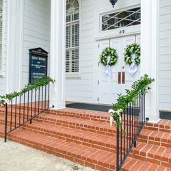 Laura's Florist