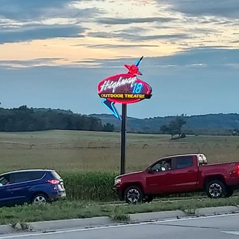 Highway 18 Outdoor Theatre - Road sign - Cinema Near Me - Jefferson, Wisconsin Highway 18 Outdoor Theatre - Road sign - Cinema Near Me - Jefferson, Wisconsin