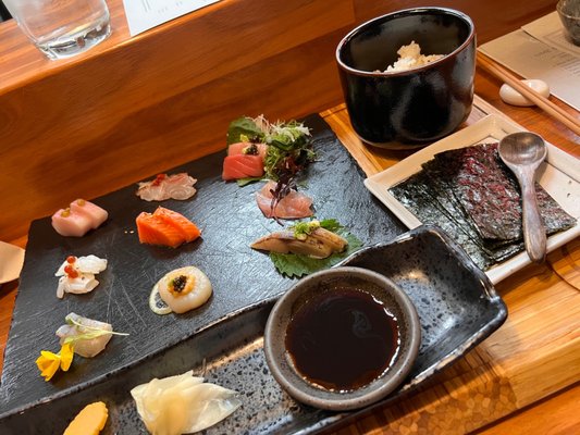 Omakase Kyara Sake Bar by null