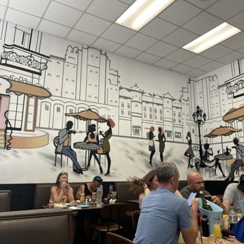 AmeriBrunch Cafe - Interior - Breakfast & Brunch Near Me - Las Vegas, Nevada