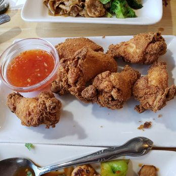 Basil & Co - Wings appetizer - Thai Near Me - Diamond Bar, California