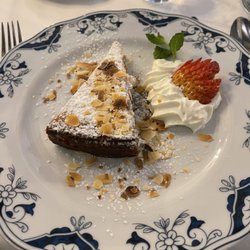 Restaurante Escondidinho - Almond tart