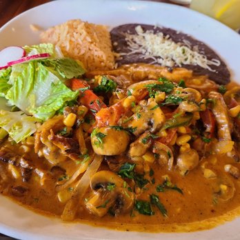 El Gallo Negro - Pollo a la Crema daily special. - Mexican Near Me - Windsor, California El Gallo Negro - Pollo a la Crema daily special. - Mexican Near Me - Windsor, California