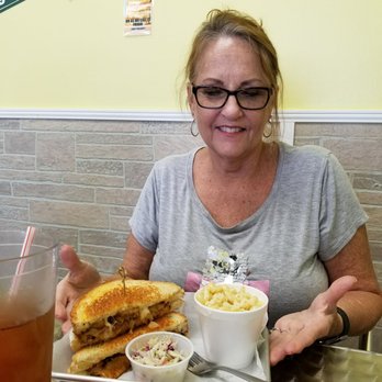 Absolutely CheeZee - Bonnie having Hawaiian with a Mac&Cheese - Soup Near Me - Ormond Beach, Florida Absolutely CheeZee - Bonnie having Hawaiian with a Mac&Cheese - Soup Near Me - Ormond Beach, Florida