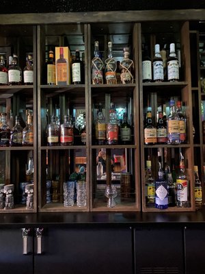 Mutiny Bar by null