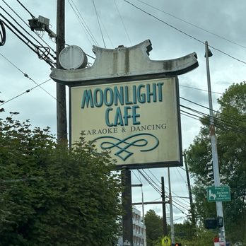 Moonlight Cafe - Outdoor sign - Vegetarian Near Me - Seattle, Washington Moonlight Cafe - Outdoor sign - Vegetarian Near Me - Seattle, Washington