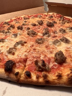 Max and Issy's Pizzeria by null