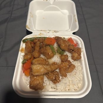 Panda Express - This is ridiculous! Literally bought a bowl of white rice. - Fast Food Near Me - Signal Hill, California Panda Express - This is ridiculous! Literally bought a bowl of white rice. - Fast Food Near Me - Signal Hill, California