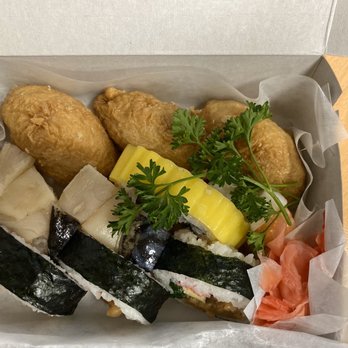 Sakae Sushi - 10 pieces sushi mix - Japanese Near Me - Gardena, California Sakae Sushi - 10 pieces sushi mix - Japanese Near Me - Gardena, California
