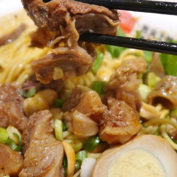 Hey Noodles - Beef Sirloin Noodle Soup - Chinese Near Me - Toronto, Ontario