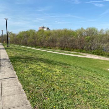 White River State Park - Parks Near Me - Indianapolis, Indiana White River State Park - Parks Near Me - Indianapolis, Indiana
