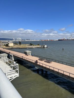 Port of Oakland by null