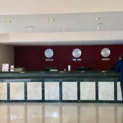 Best Western Plus - Front desk area