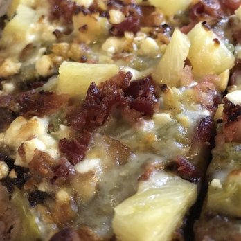 Basil Doc's Crestmoor - Pizza Near Me - Denver, Colorado