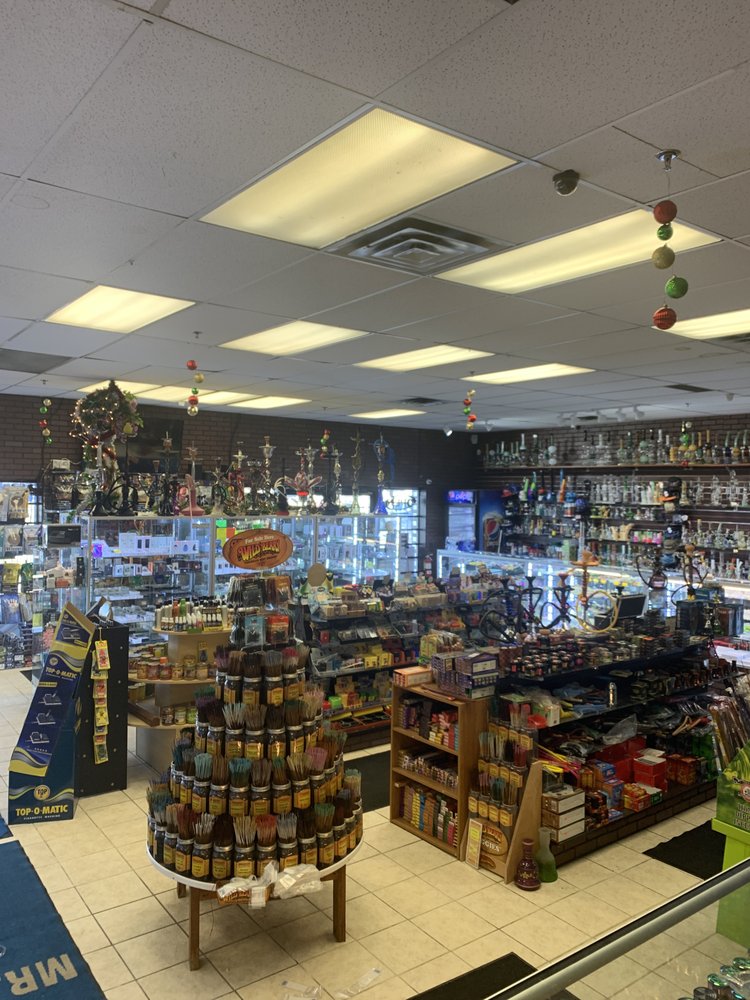 Central Tobacco, Minneapolis Roadtrippers