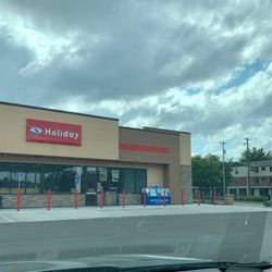 Holiday Stationstores