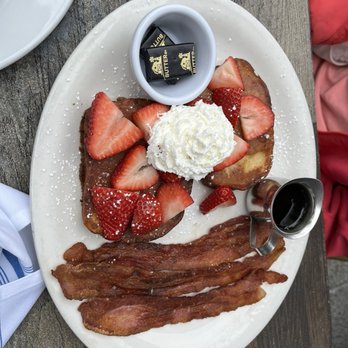 Bacon - French Toast bacon and strawberries - Breakfast & Brunch Near Me - Novato, California Bacon - French Toast bacon and strawberries - Breakfast & Brunch Near Me - Novato, California