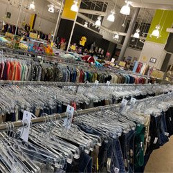 Purple Lemon - Thrift Store open Thursdays 9:30am - 5pm, Friday & Saturdays 10 - 5pm
