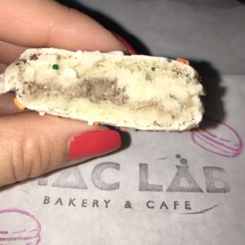 Mac Lab - Inside of Oreo flavored macaron - Coffee & Tea Near Me - Duluth, Georgia