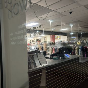 Plato's Closet - Store closed 2 hours early for Halloween as I stood at the window employees hid in the aisles then shut off the lights - Used, Vintage & Consignment Near Me - Merrillville, Indiana Plato's Closet - Store closed 2 hours early for Halloween as I stood at the window employees hid in the aisles then shut off the lights - Used, Vintage & Consignment Near Me - Merrillville, Indiana