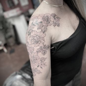 Lyfestyle Ink - "Fine Link Ink" partial sleeve - Tattoo Near Me - San Mateo, California