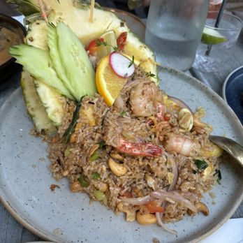Chiang Mai - Pineapple fried rice - Thai Near Me - Toronto, Ontario Chiang Mai - Pineapple fried rice - Thai Near Me - Toronto, Ontario