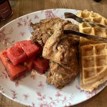 Yardbird Table & Bar - Chicken & Waffles - Southern Near Me - Miami Beach, Florida Yardbird Table & Bar - Chicken & Waffles - Southern Near Me - Miami Beach, Florida