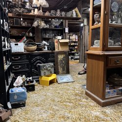 Back In Time Antiques & Collectables
