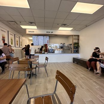 Tsaocaa Niles - Inside - Bubble Tea Near Me - Niles, Illinois