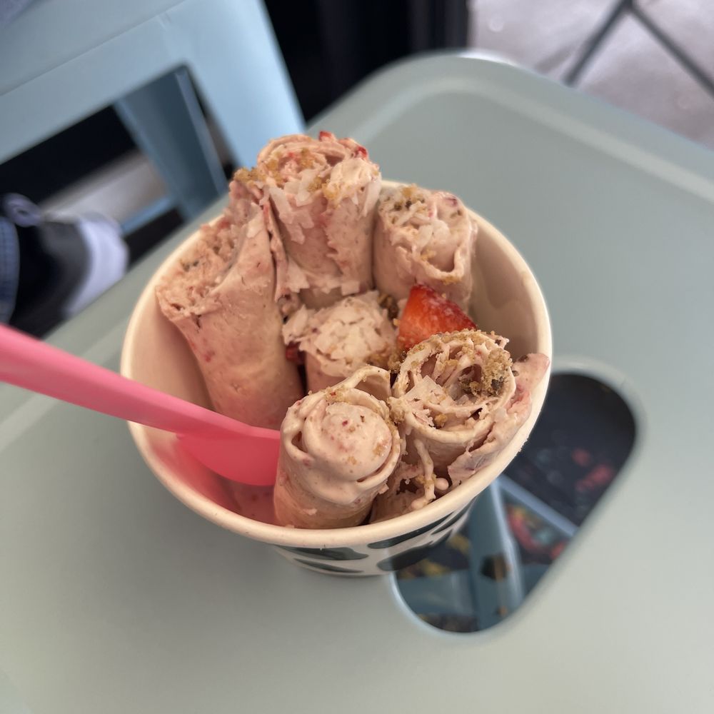YOLO Rolled Ice Cream - Ice Cream & Frozen Yogurt Near Me - Branson, Missouri YOLO Rolled Ice Cream - Ice Cream & Frozen Yogurt Near Me - Branson, Missouri