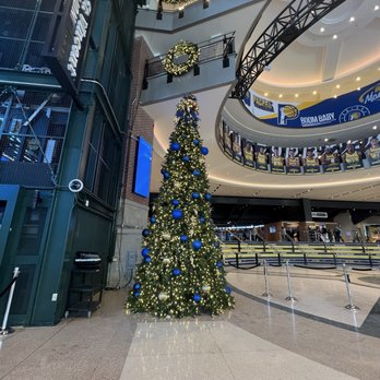 Gainbridge Fieldhouse - Beautiful Christmas tree and decor - Stadiums & Arenas Near Me - Indianapolis, Indiana