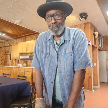 Franks Smokin Oak BBQ - Meet Fred!  Wonderful man and excellent food at his restaurant, Frank's Smokin Oak BBQ. - Barbeque Near Me - Williams, Arizona