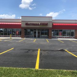 Mattress Firm Outlet - Mid Rivers