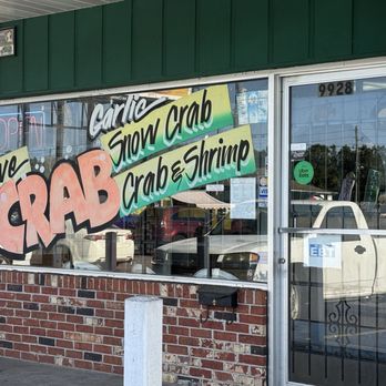 Yara Seafood - Outside signage -04-19-2025 - Seafood Markets Near Me - Jacksonville, Florida Yara Seafood - Outside signage -04-19-2025 - Seafood Markets Near Me - Jacksonville, Florida