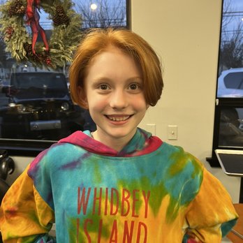 Distinctive Hair - She was so happy! - Hair Salons Near Me - Everett, Washington Distinctive Hair - She was so happy! - Hair Salons Near Me - Everett, Washington