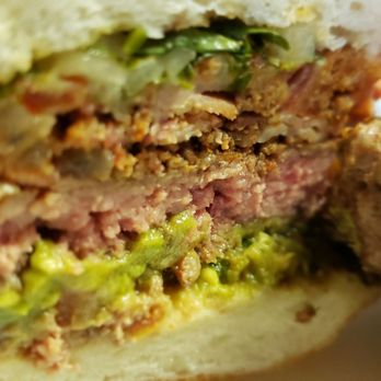 Oscar's Winner's Circle - Let's really get int the winner burger, nice. - Burgers Near Me - Milwaukee, Wisconsin