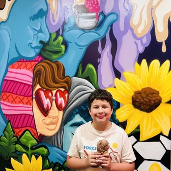 Betty Rae’s Ice Cream - In love with his ice cream - Ice Cream & Frozen Yogurt Near Me - Olathe, Kansas Betty Rae’s Ice Cream - In love with his ice cream - Ice Cream & Frozen Yogurt Near Me - Olathe, Kansas
