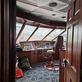 National Elite Private Yachts - Anyone need a driver ?? - Venues & Event Spaces Near Me - Oxon Hill, Maryland National Elite Private Yachts - Anyone need a driver ?? - Venues & Event Spaces Near Me - Oxon Hill, Maryland