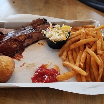 MOTOR Restaurant - Brisket plate - Barbeque Near Me - Milwaukee, Wisconsin MOTOR Restaurant - Brisket plate - Barbeque Near Me - Milwaukee, Wisconsin