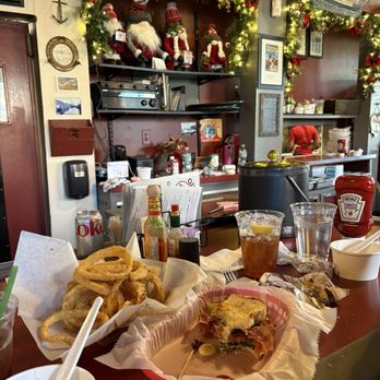 Gilbert's Chowder House - Seafood Near Me - Portland, Maine