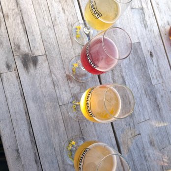 SingleCut Beersmiths - Beer flight. Dated: Oct 2022 - Breweries Near Me - Astoria, New York