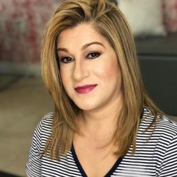 LaVish Hairsalon & Spa - Hair and make up