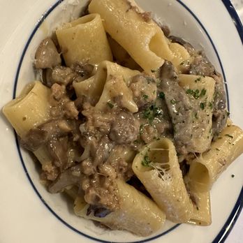 Spina - Rigatoni - Italian Near Me - Los Angeles, California Spina - Rigatoni - Italian Near Me - Los Angeles, California