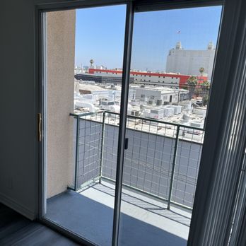 La Ventana - Apartments Near Me - Los Angeles, California La Ventana - Apartments Near Me - Los Angeles, California