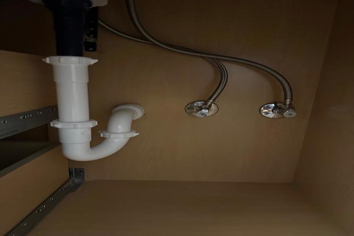 Slide of Elite Plumbing