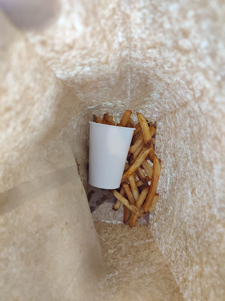 FIVE GUYS Updated June 2024 31 Photos & 22 Reviews 437 E Main St