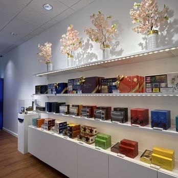 ROYCE' Chocolate - Candy Stores Near Me - Portland, Oregon ROYCE' Chocolate - Candy Stores Near Me - Portland, Oregon