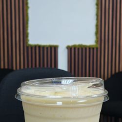 Mikara Cafe - Mango Smoothie